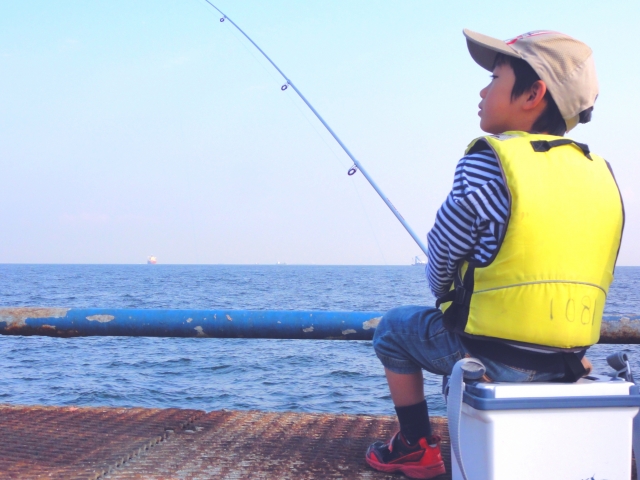 冬でもあたたか 神奈川県の相模湖でワカサギ釣り 初心者でも簡単なおすすめアウトドア グッジョイ Goodjoy