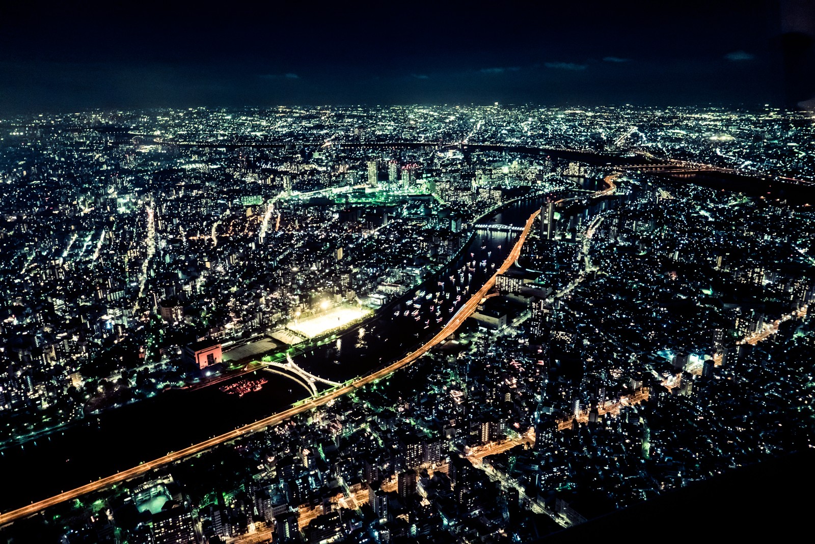 ヘリコプターに乗ってみた キラキラ絶景 空から東京湾の夜景を一望 グッジョイ Goodjoy
